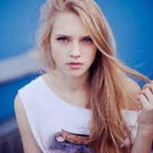 Meet your Posher, Charlene d